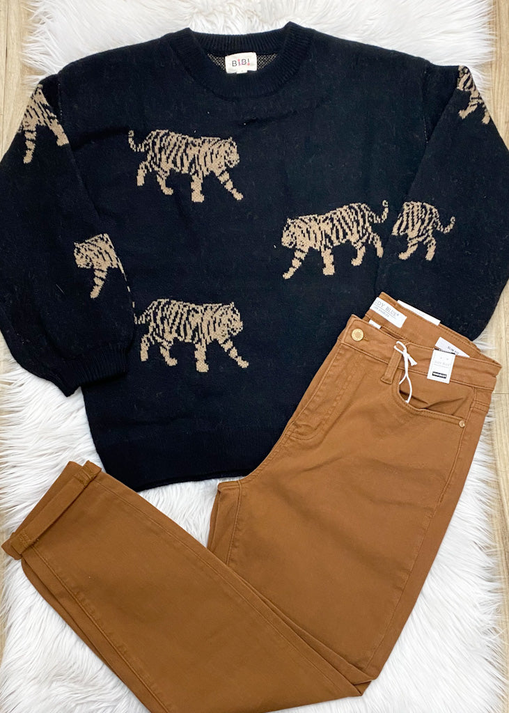 Tiger Pattern sweater