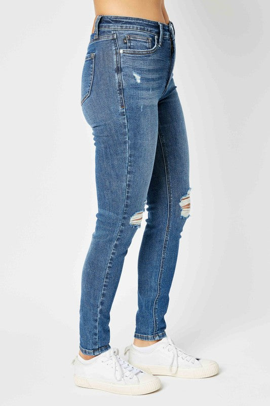 Judy Blue Mid Rise Tummy Control Skinny Jeans