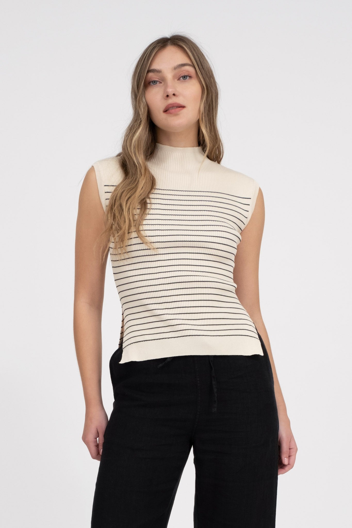 Mock Neck Sleeveless Sweater Top