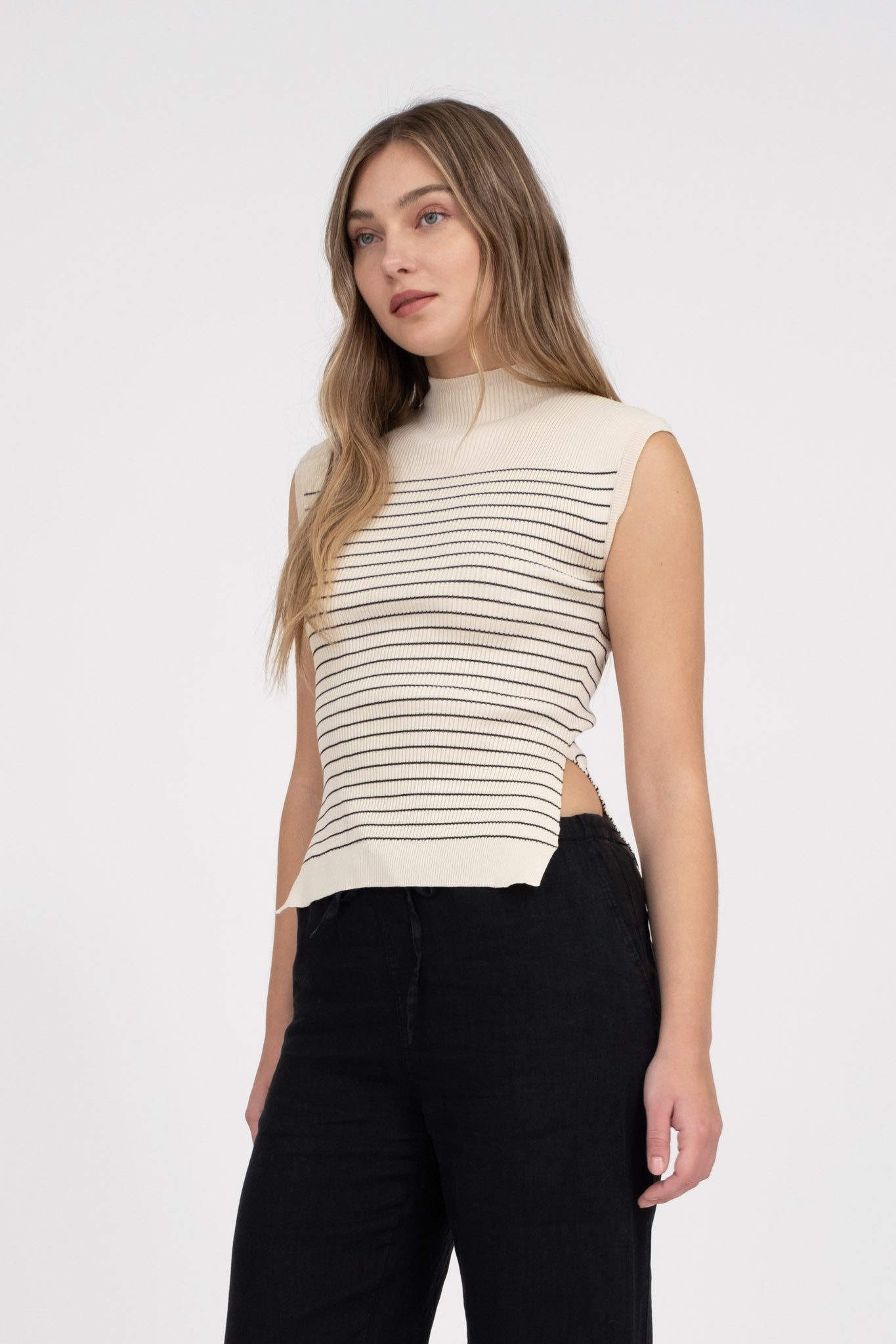 Mock Neck Sleeveless Sweater Top